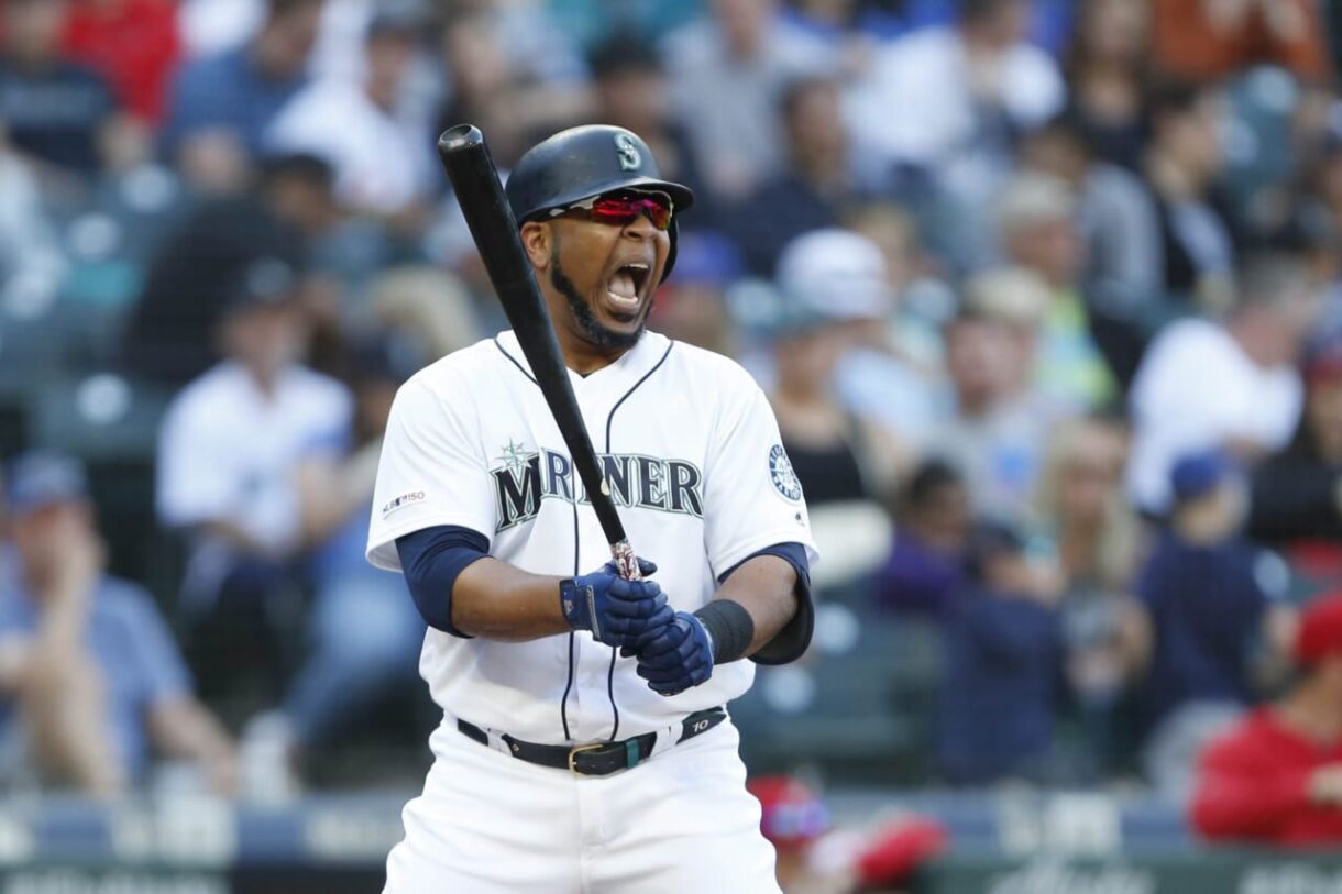 New York Yankees acquire Edwin Encarnacion.