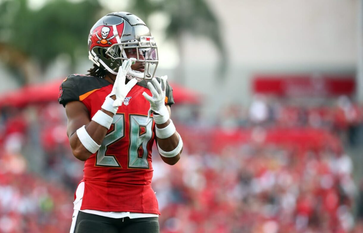 Will the New York Giants claim Vernon Hargreaves off waivers?