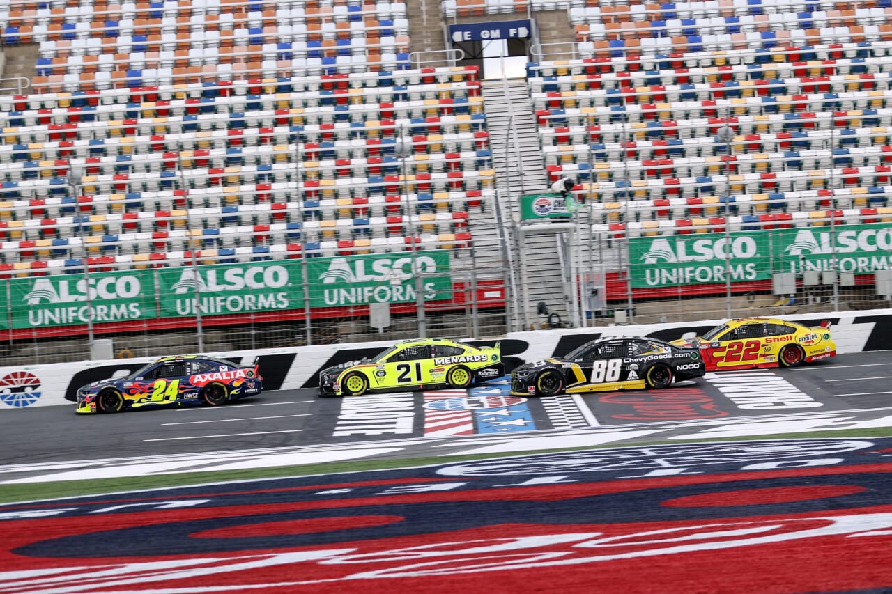 NASCAR: Shortened weekday races earning rave reviews