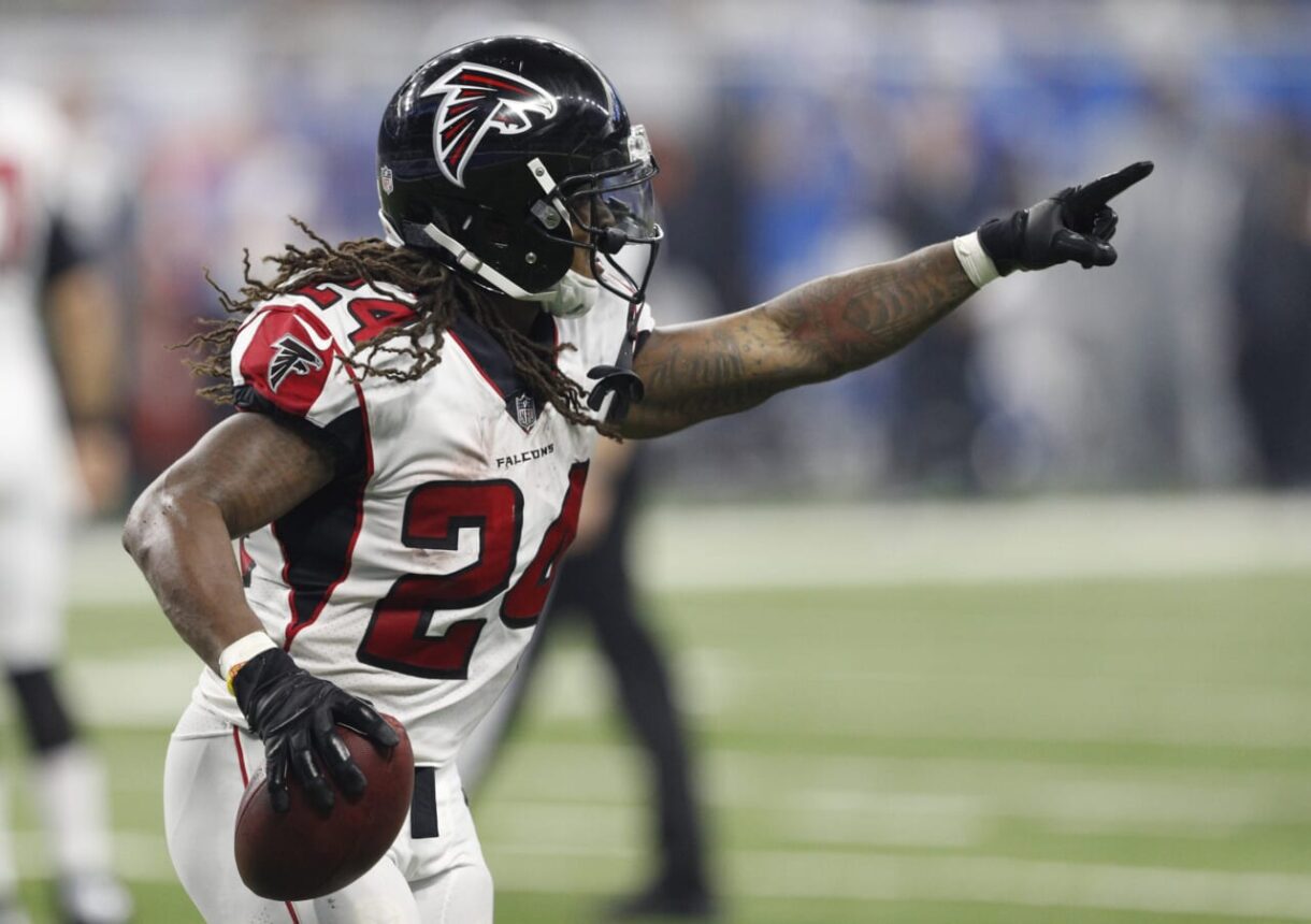New York Giants, Devonta Freeman
