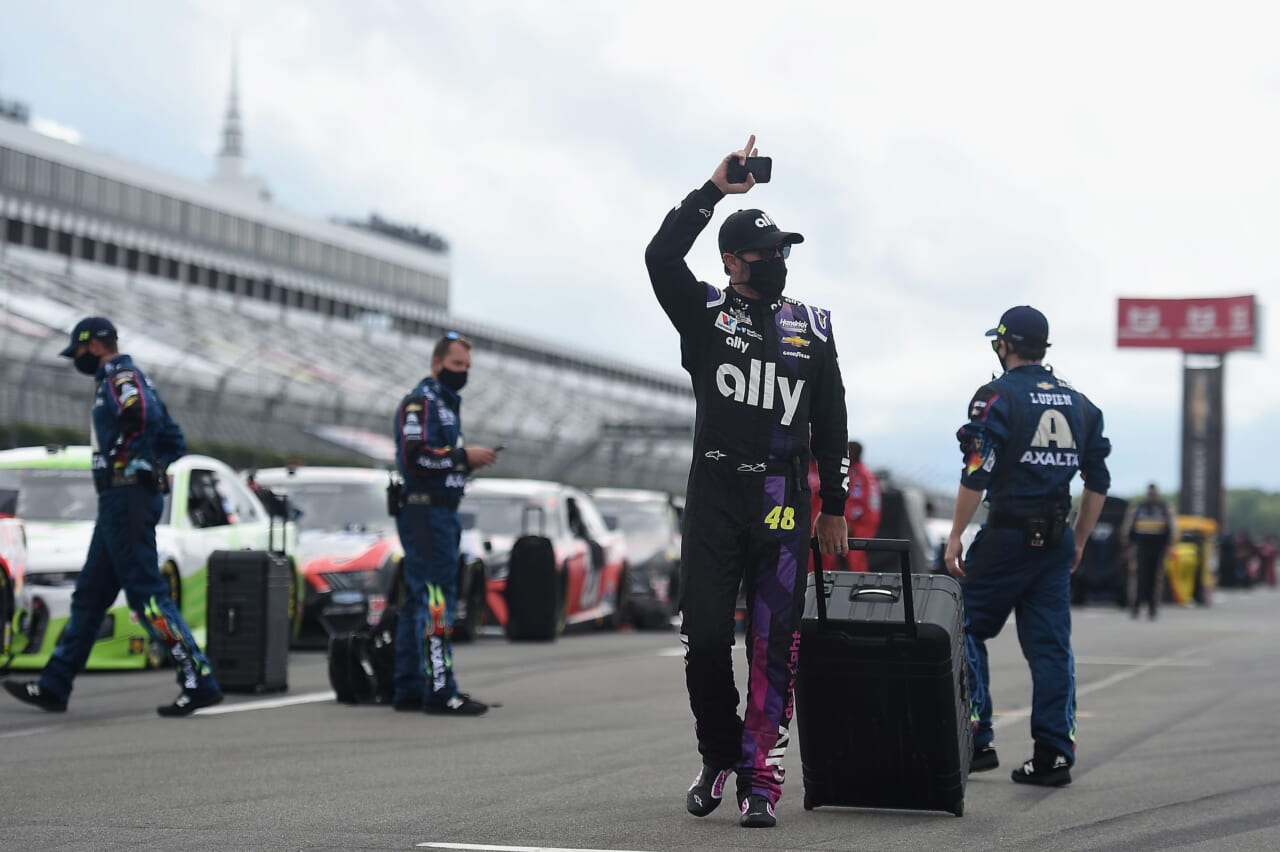 NASCAR: Jimmie Johnson prepares for a fight in his final stretch