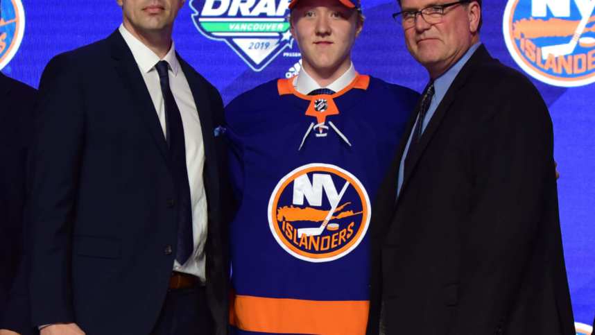 New York Islanders, Simon Holmstrom