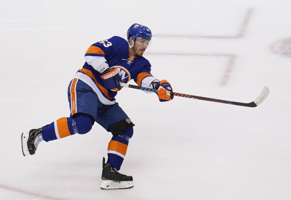 New York Islanders, Casey Cizikas