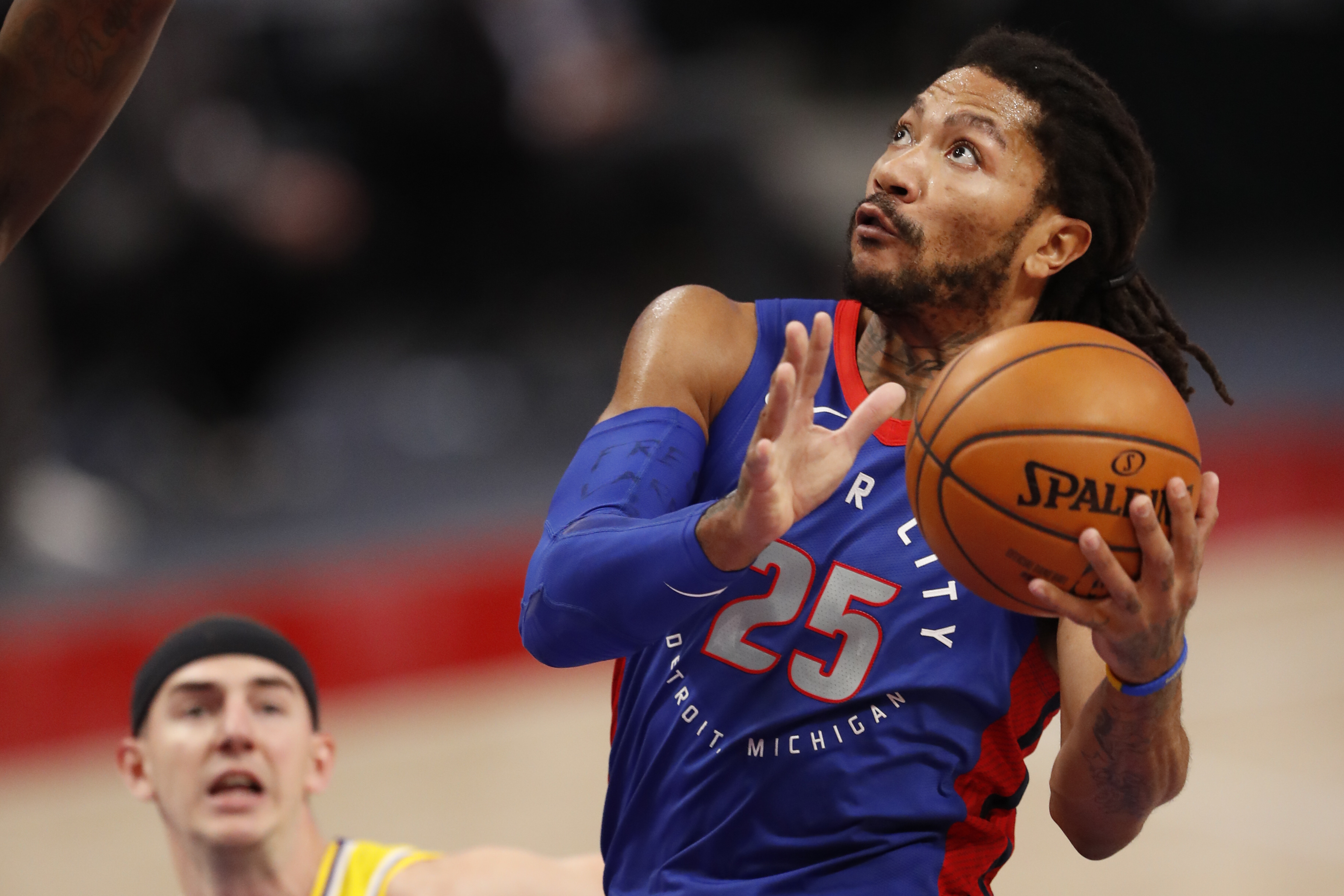 Pistons eyeing two young players in Derrick Rose’s potential trade