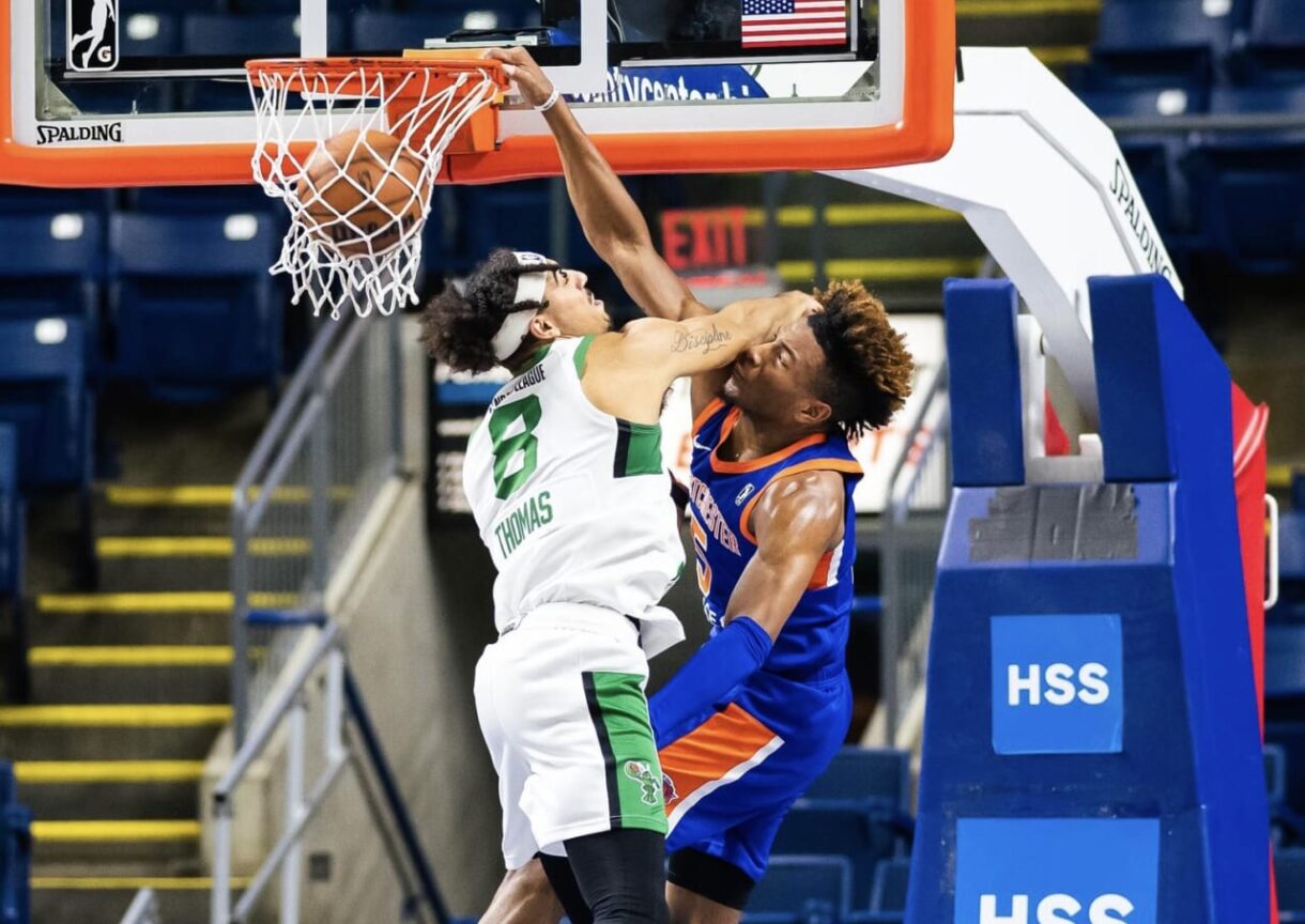 Knicks photo of Miles McBride dunk