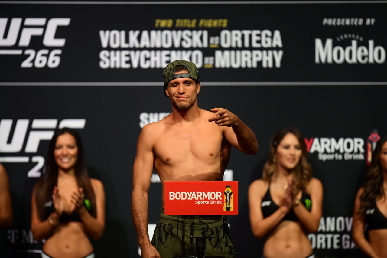 UFC Mexico Recap: Brian Ortega survives rough start to submit Yair Rodriguez