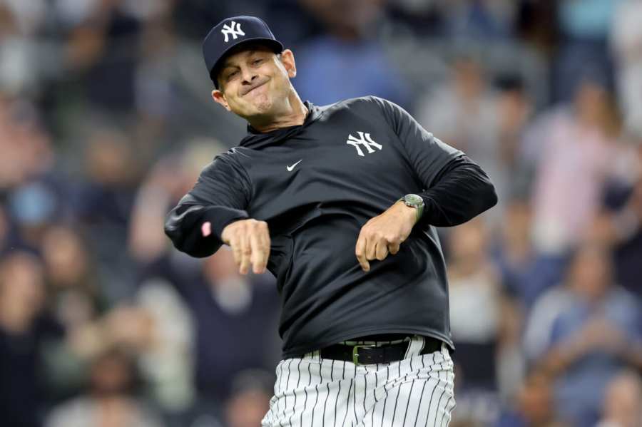 Who will be Yankees manager in 2024? Aaron Boone or field?