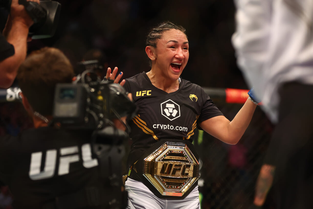 Carla Esparza to defend title against Zhang Weili at UFC 281
