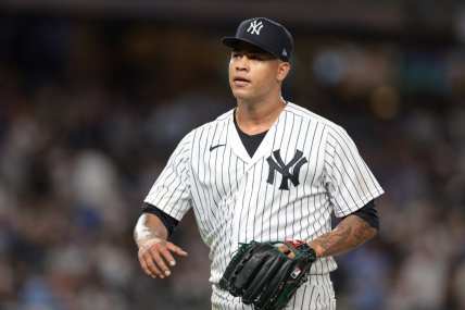 Yankees can reinforce starting rotation with easy prove-it deal