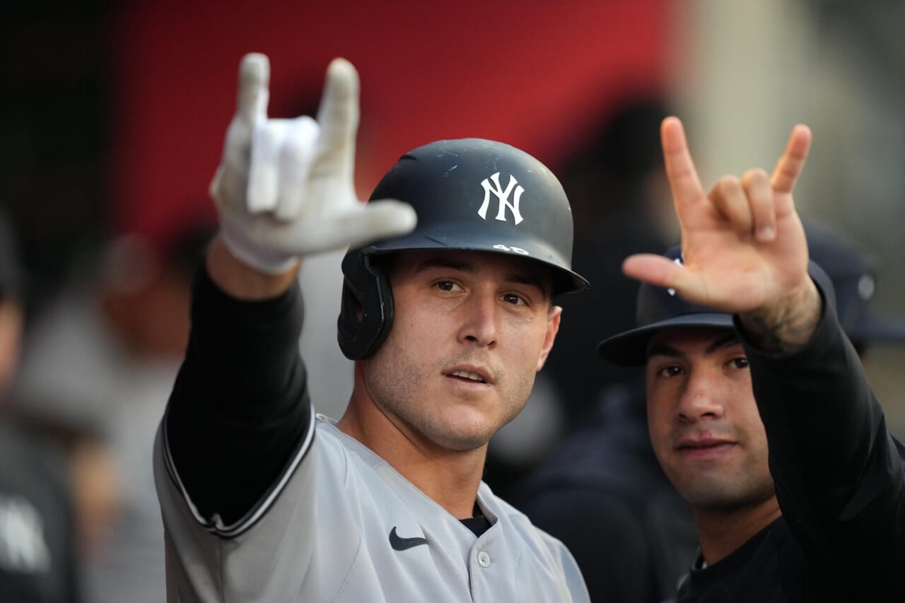 New York Yankees 1B Anthony Rizzo Doesn't Expect to Go on Injured List With  Back Injury - Sports Illustrated NY Yankees News, Analysis and More