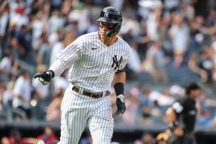 Aaron Judge spurns SF Giants, stays with New York Yankees