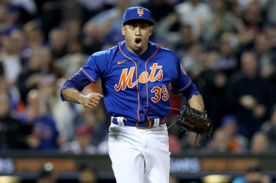 Closing the Deal - Mets Lock Down Edwin Díaz - NBC Sports