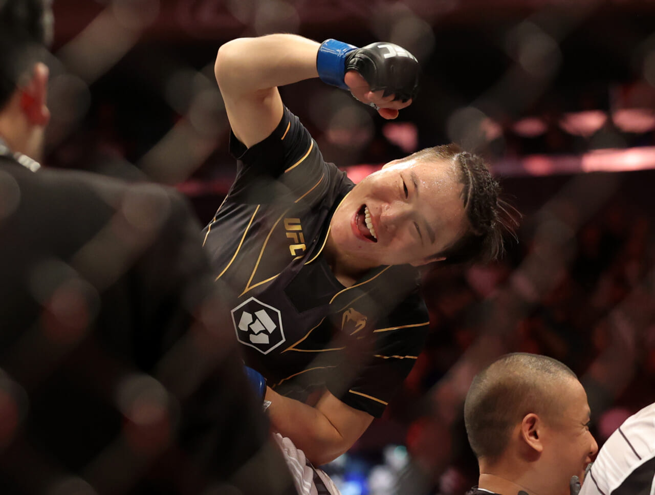 Zhang Weili – Yan Xiaonan for the strawweight title announced for UFC 300