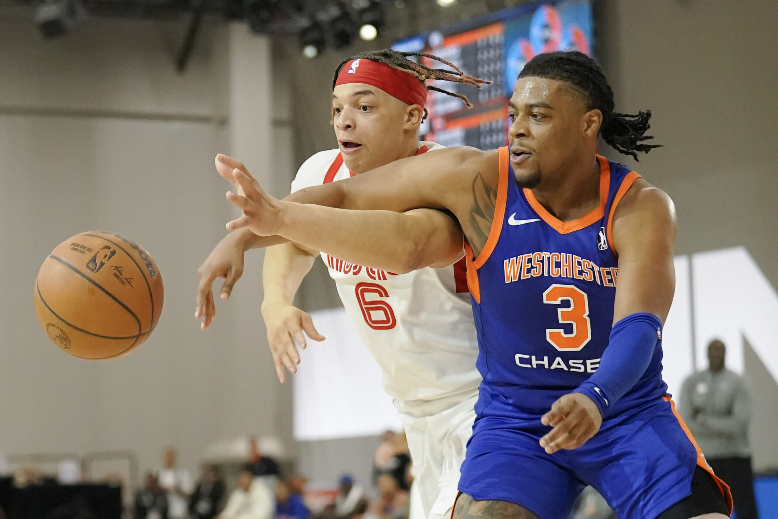 Knicks signing guard Duane Washington Jr. to two-way contract