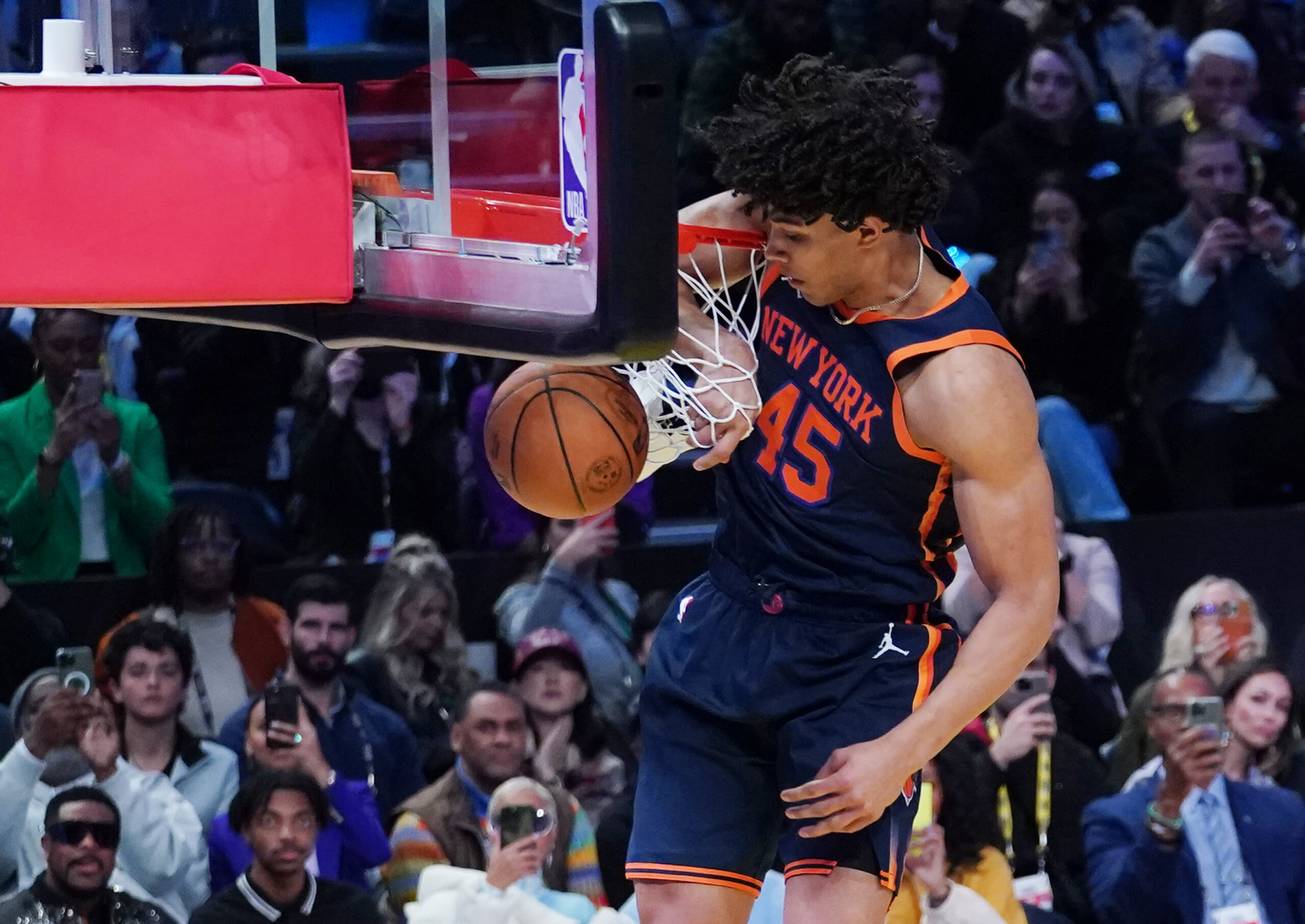 Knicks' Jericho Sims the Betting Favorite to Win the 2023 NBA Slam