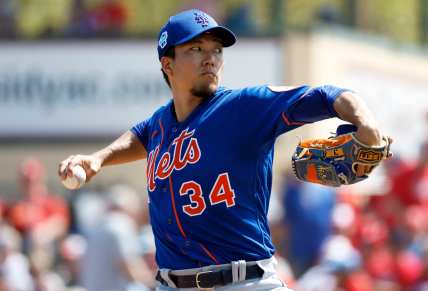 Mets ace misses bullpen session due to tricep tightness