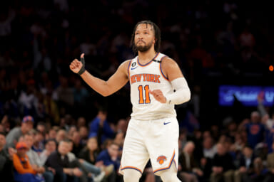Knicks’ Jalen Brunson brushes off star acquisition rumors