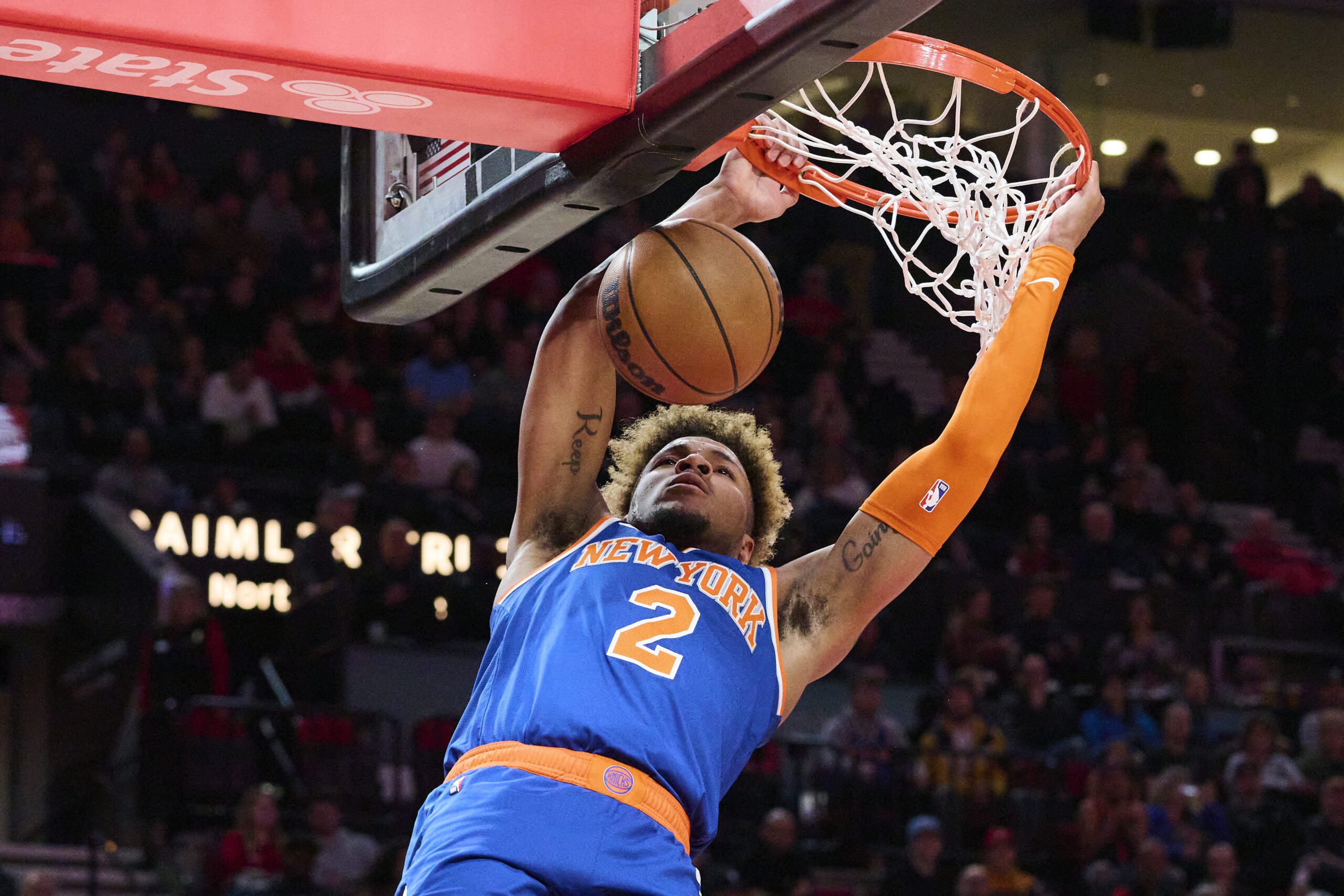 NBA - The New York Knicks pick up their 6th straight win with a W