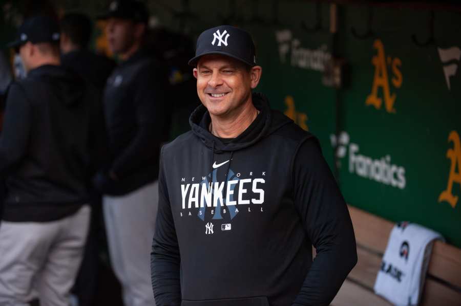 Yankees tab Sean Casey as hitting coach, replaces Dillon Lawson