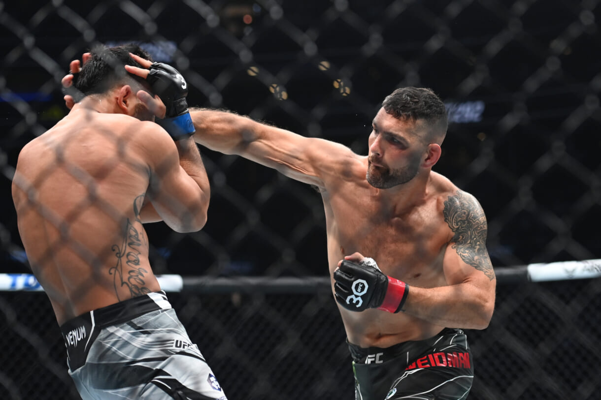 MMA: UFC 292 - Weidman vs Tavares