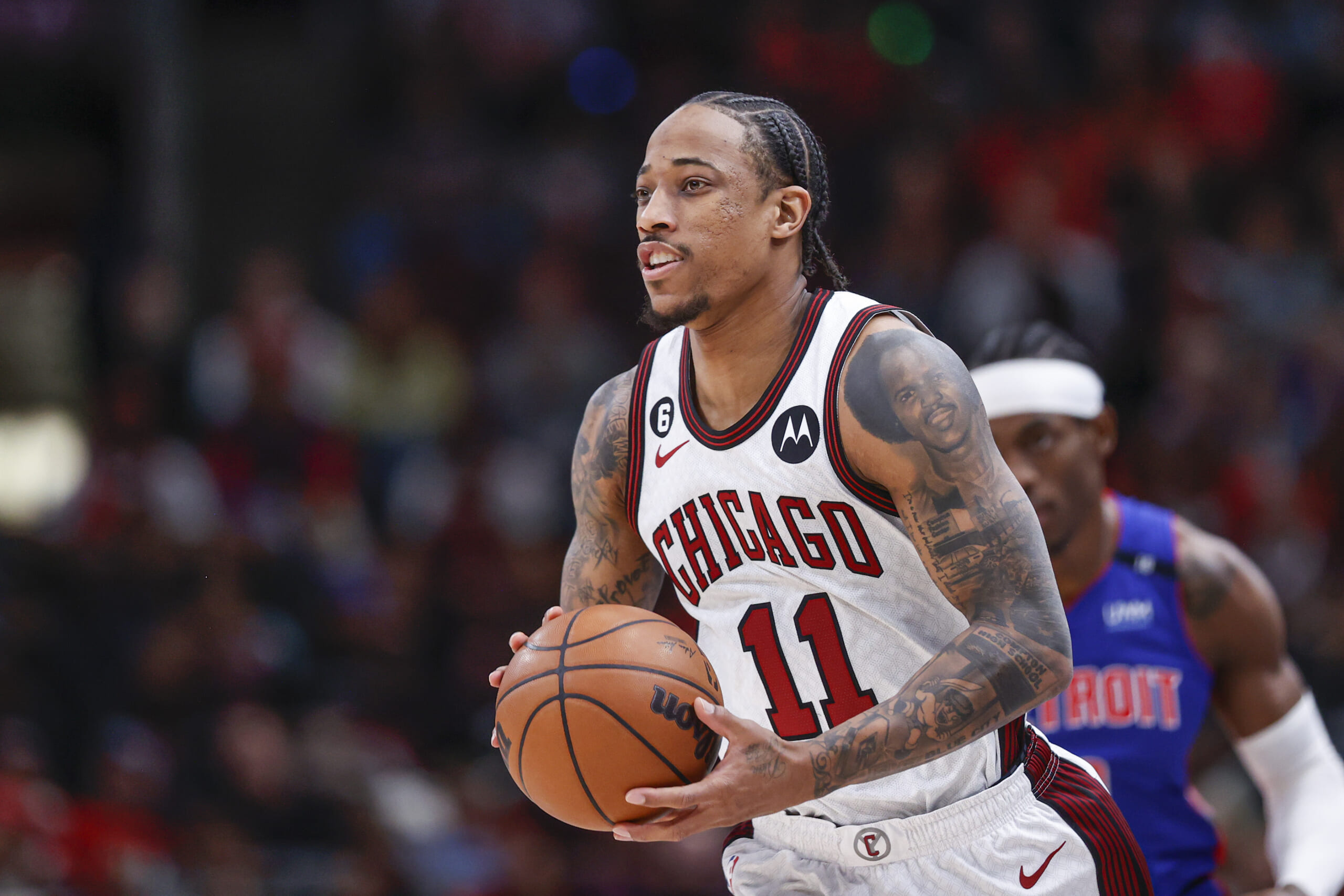 Chicago Bulls forward DeMar DeRozan (11) looks to pass the ball against the Detroit Pistons during the first half at United Center (Knicks, NYK, New York Knicks)