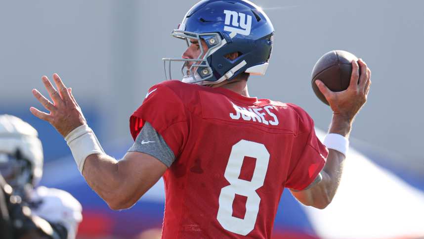 New York Giants quarterback Daniel Jones (8) throws the ball during training camp at the Quest Diagnostics Training Facility