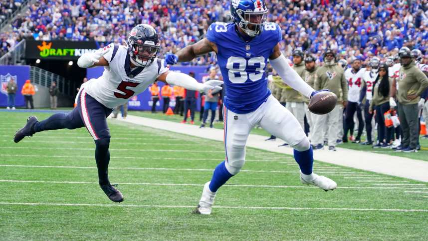 nfl: houston texans at new york giants, lawrence cager