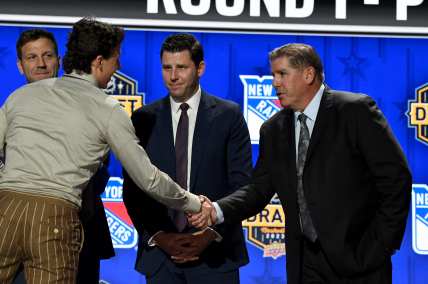Rangers HC Peter Laviolette gets his first look at team as Training Camp begins