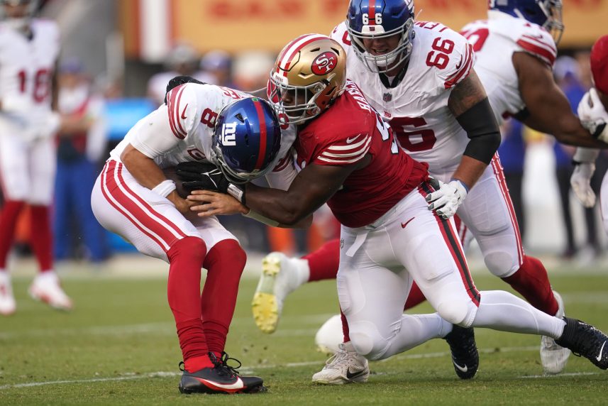 New York Giants quarterback Daniel Jones (8) is sacked by San Francisco 49ers defensive tackle Javon Hargrave (98) in the second quarter at Levi's Stadium.