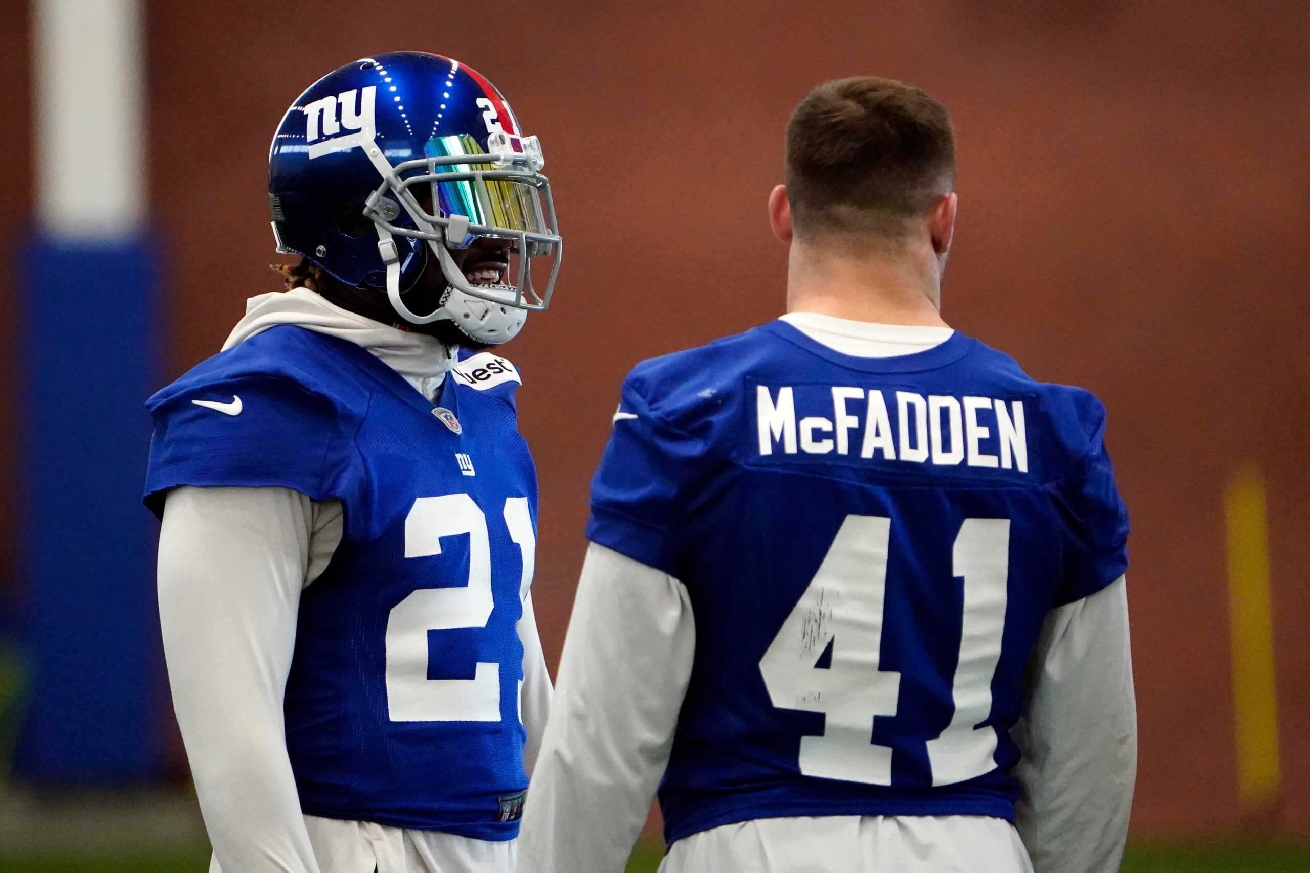 New York Giants safety Landon Collins (21) and linebacker Micah McFadden (41) on the field during practice in East Rutherford on Wednesday, Jan. 11, 2023.