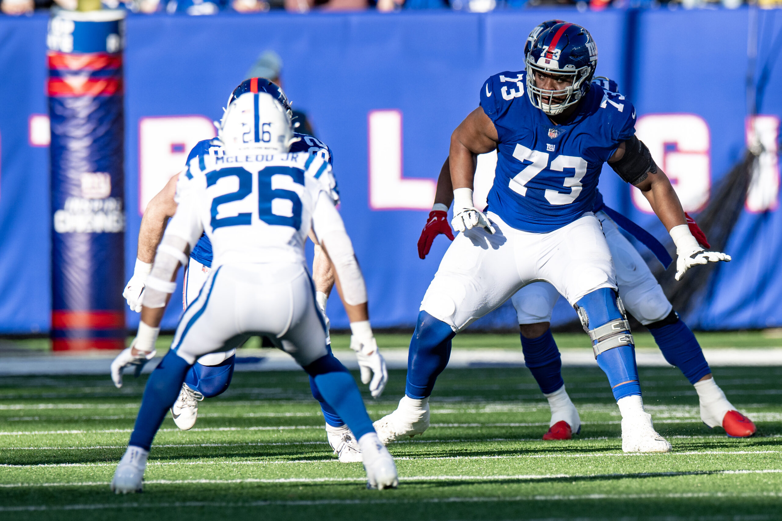 Giants right tackle Evan Neal in concussion protocol