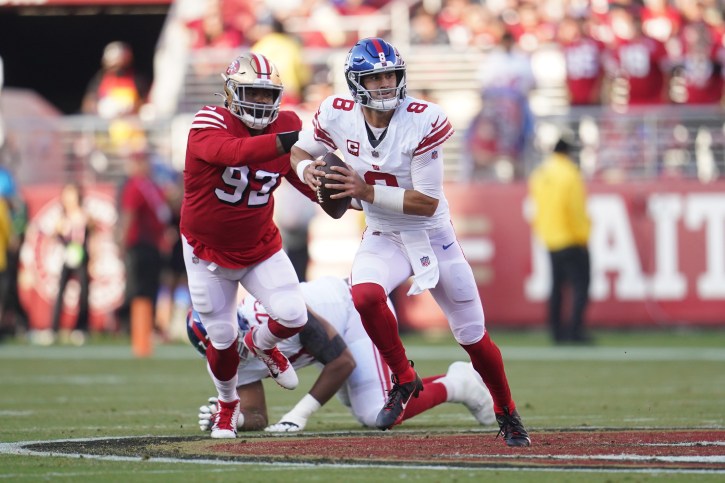 Daniel Jones of the New York Giants in action against the