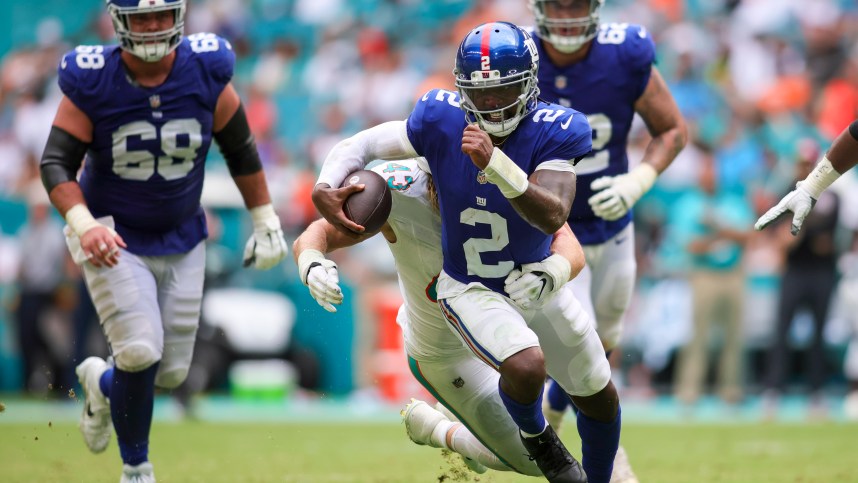 nfl: new york giants at miami dolphins, tyrod taylor