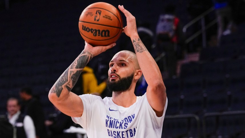New York Knicks shooting guard Evan Fournier (13) warms up prior to the game against the Los Angeles Clippers at Madison Square Garden