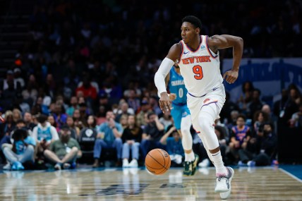 Knicks’ RJ Barrett makes an impact in win after returning from migraines
