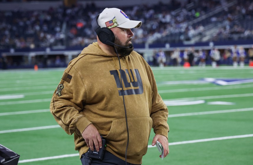 New York Giants head coach Brian Daboll during the fourth quarter against the Dallas Cowboys at AT&T Stadium