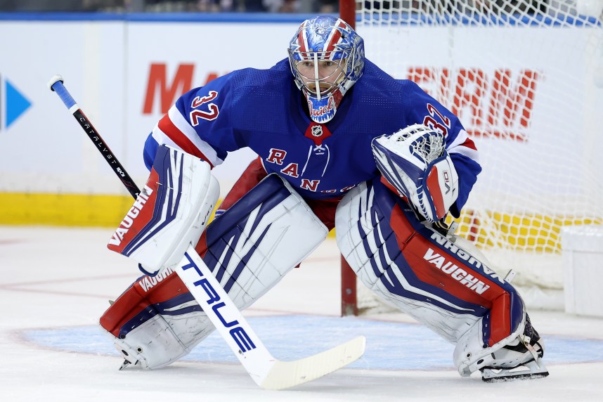 New York Rangers goaltender Jonathan Quick (32) tends net against the Detroit Red Wings during the second period at Madison Square Garden
