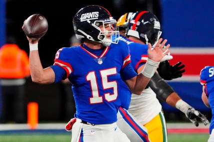 New York Giants quarterback Tommy DeVito (15) throws a pass during the second quarter against the Green Bay Packers at MetLife Stadium