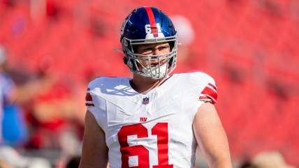 Giants’ second-year center gets major compliment from new veteran teammate