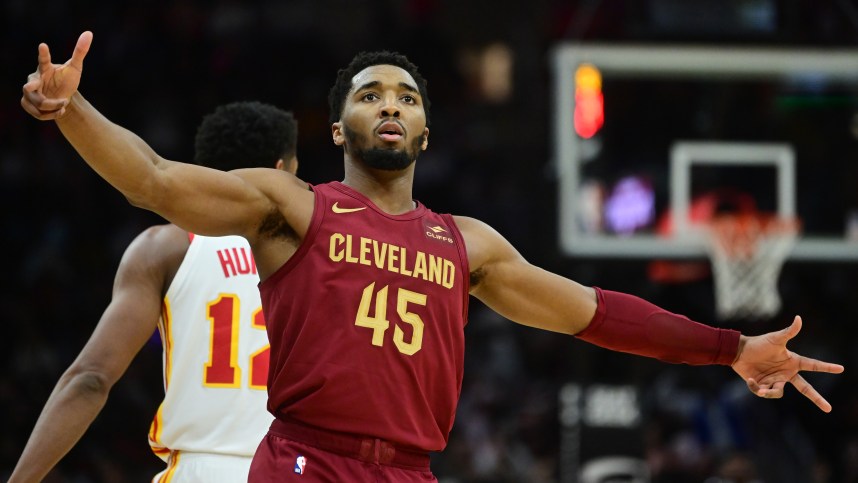 NBA: Atlanta Hawks at Cleveland Cavaliers, donovan mitchell, net, knicks