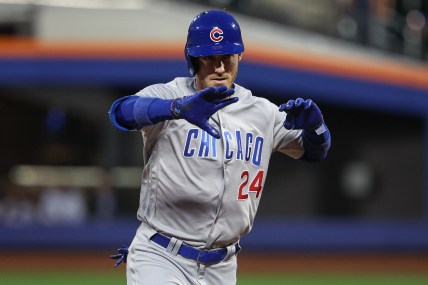 Chicago Cubs center fielder Cody Bellinger (24) celebrates his solo home run during the fourth inning against the New York Mets at Citi Field