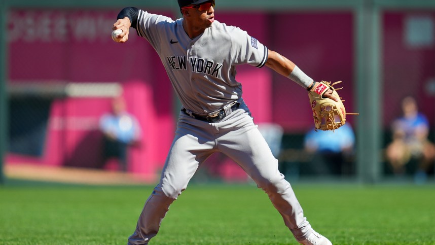 MLB: New York Yankees at Kansas City Royals, oswald peraza