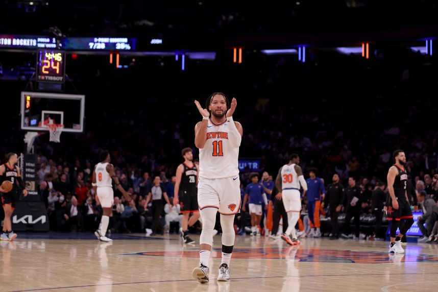 NBA: Houston Rockets at New York Knicks