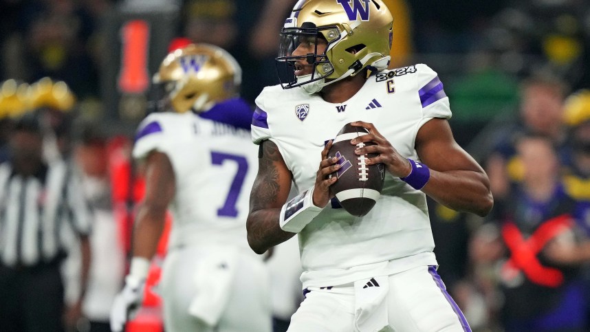 Washington Huskies quarterback Michael Penix Jr. (9) (New York Giants draft prospect)