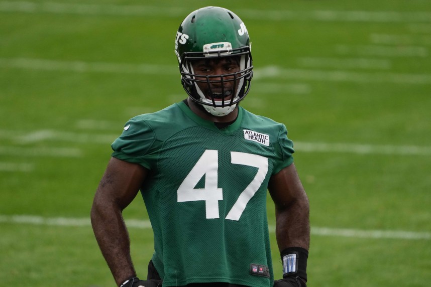 New York Jets defensive end Bryce Huff (New York Giants)
