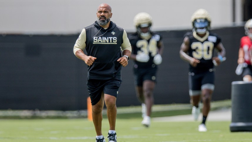 New Orleans Saints running back coach Joel Thomas (New York Giants)