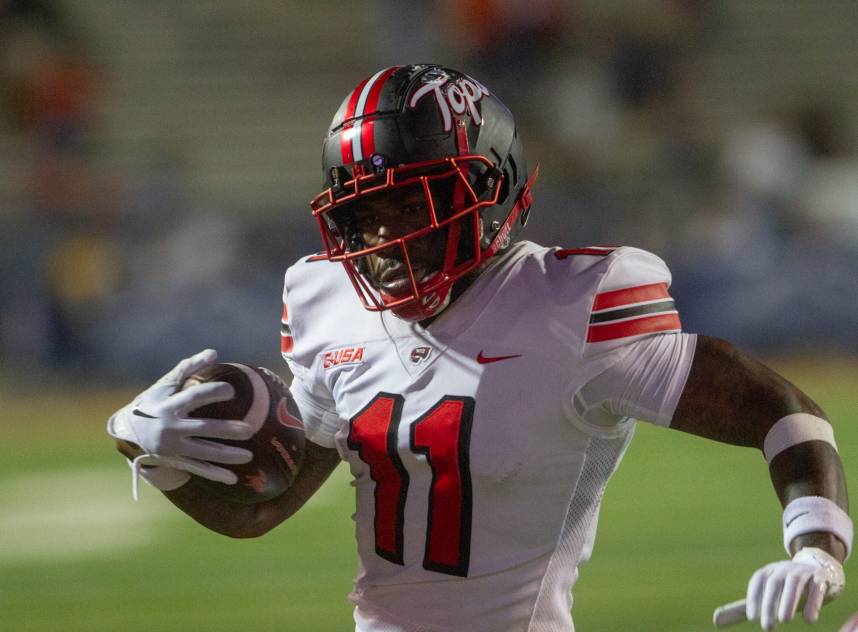 WKU's Malachi Corley runs in for a touchdown against UTEP (New York Giants prospect)