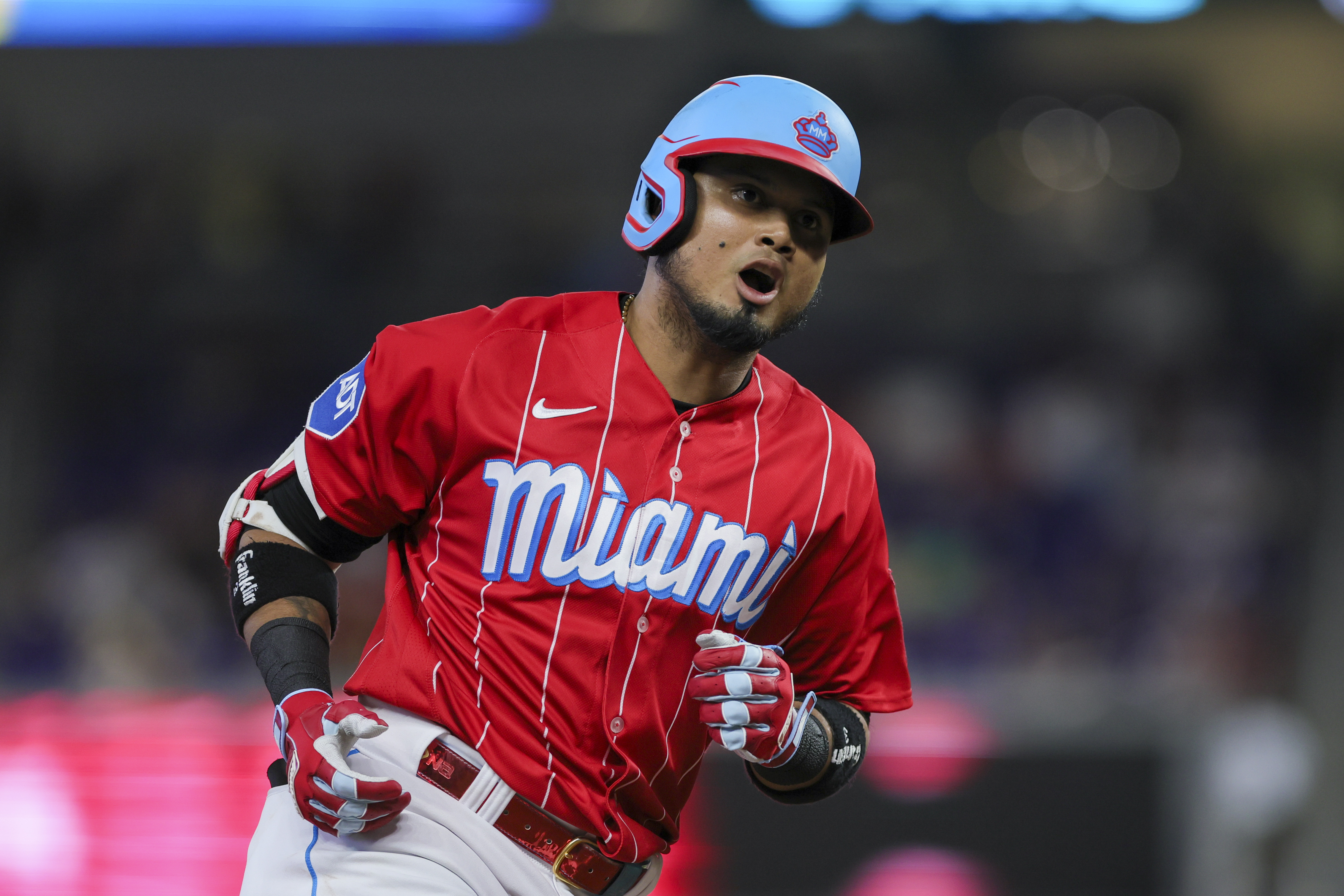 Could Yankees make a blockbuster move to acquire Marlins superstar?