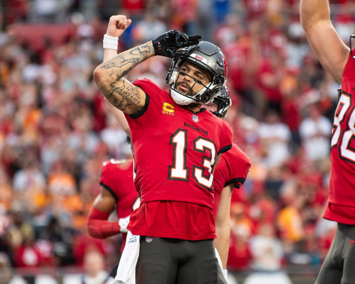 nfl: jacksonville jaguars at tampa bay buccaneers, mike evans, new york giants