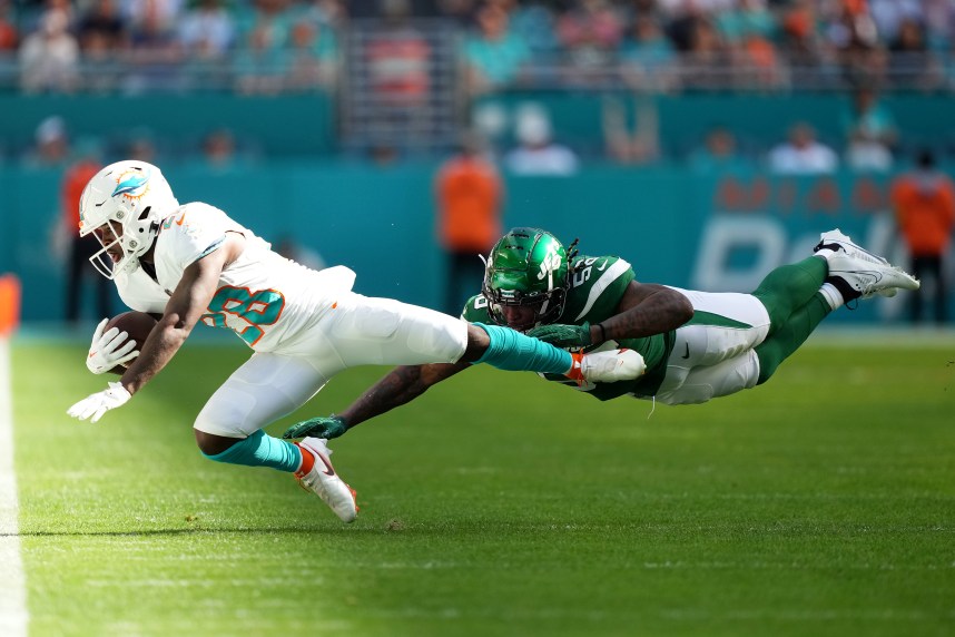 nfl: new york jets at miami dolphins, quincy williams